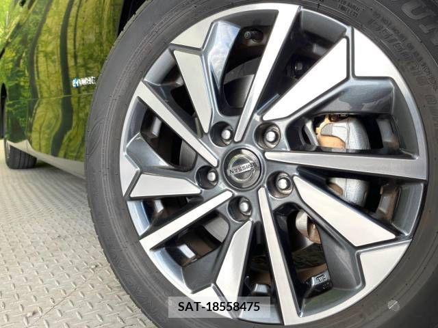 Nissan SERENA 2021-09 243339-14