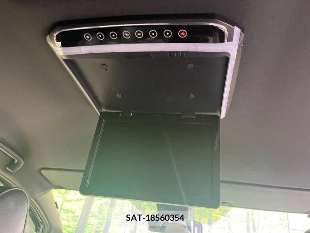 Toyota VOXY 2018-12 370451-2