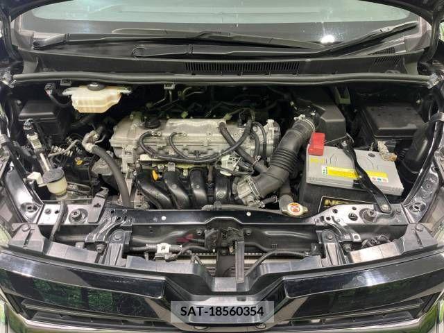 Toyota VOXY 2018-12 370451-18