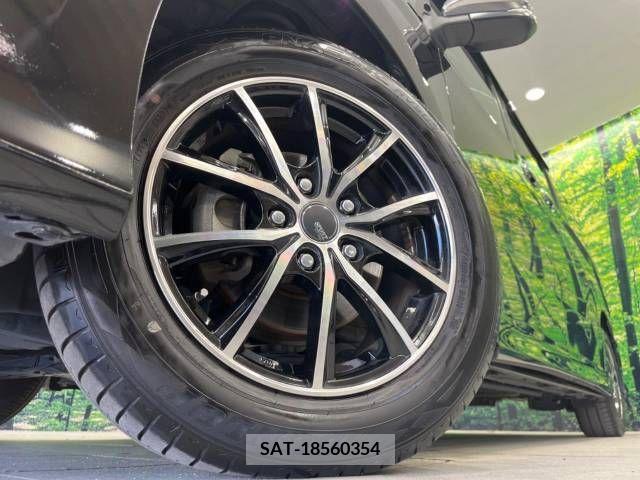 Toyota VOXY 2018-12 370451-14