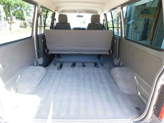 Mazda BONGO VAN 2015-07 12512-17
