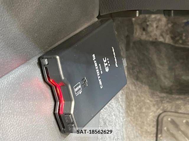 Toyota YARIS 2023-06 343552-5