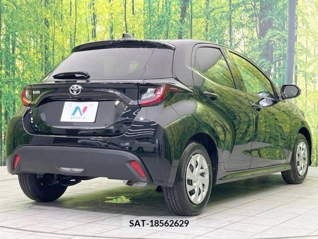 Toyota YARIS 2023-06 343552-17