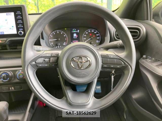 Toyota YARIS 2023-06 343552-11