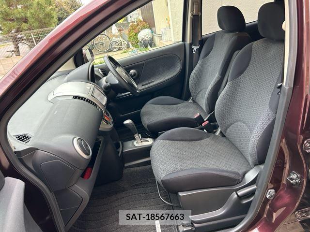 Nissan NOTE 2011-12 233330-4