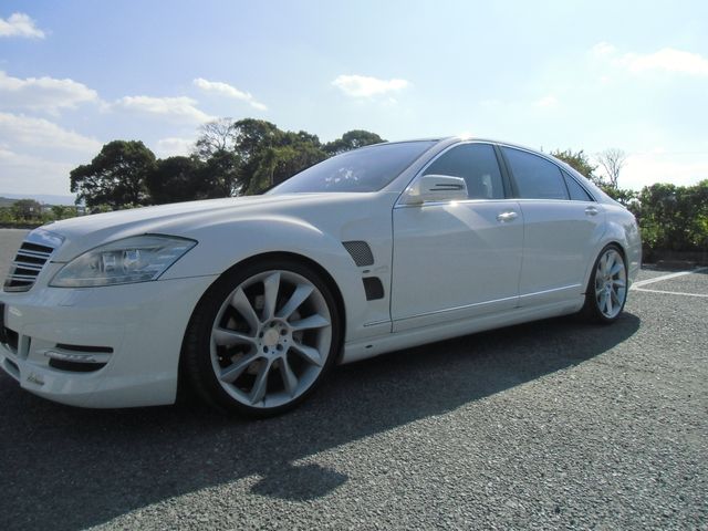 Mercedes Benz S-CLASS 2009-06 14566-10