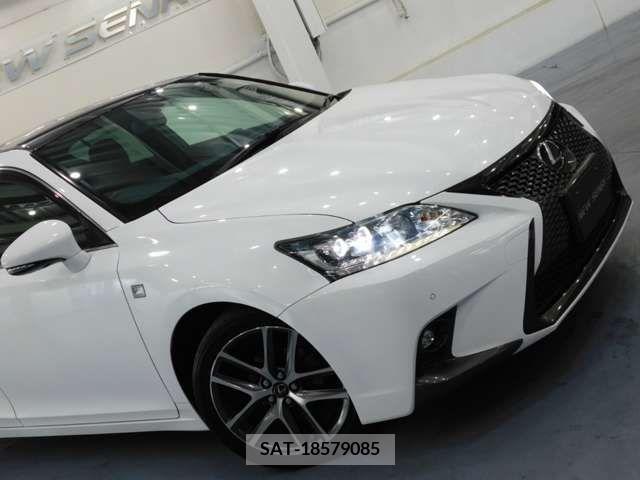 Lexus CT 2015-05 275161-5