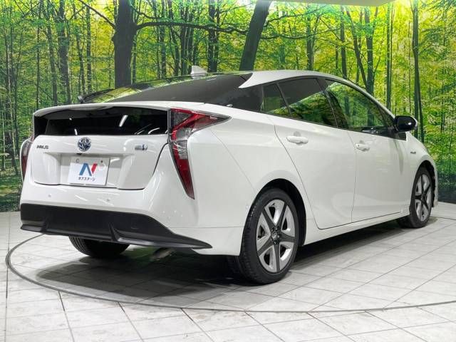 Toyota PRIUS 2016-03 189168-17
