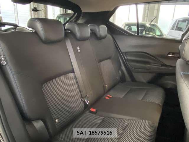 Nissan KICKS 2021-01 214527-4
