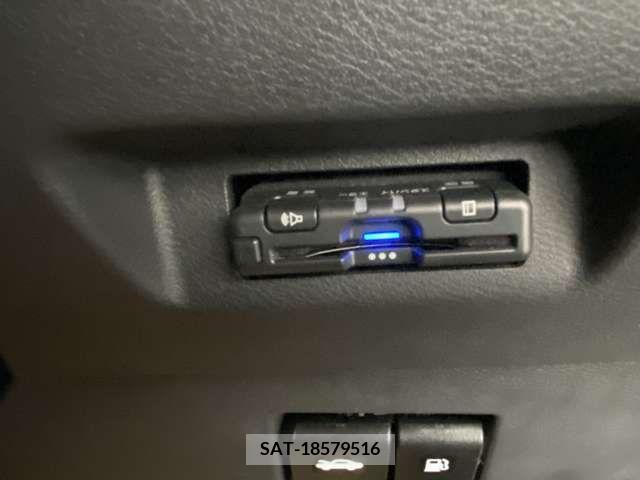 Nissan KICKS 2021-01 214527-14
