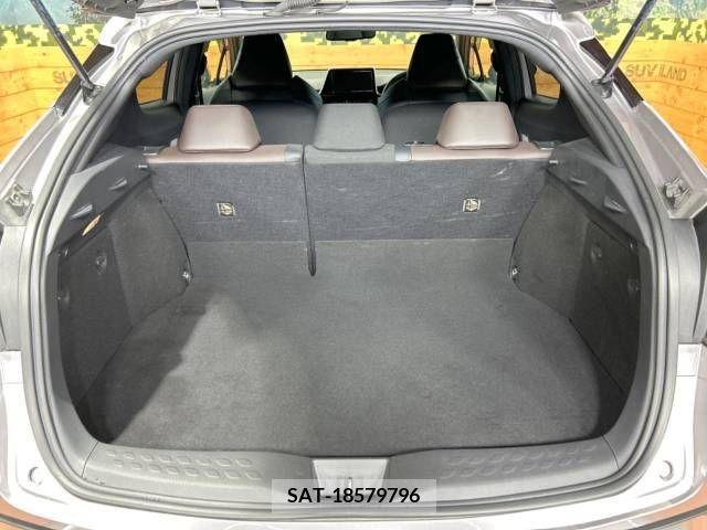 Toyota C-HR 2018-03 294928-10