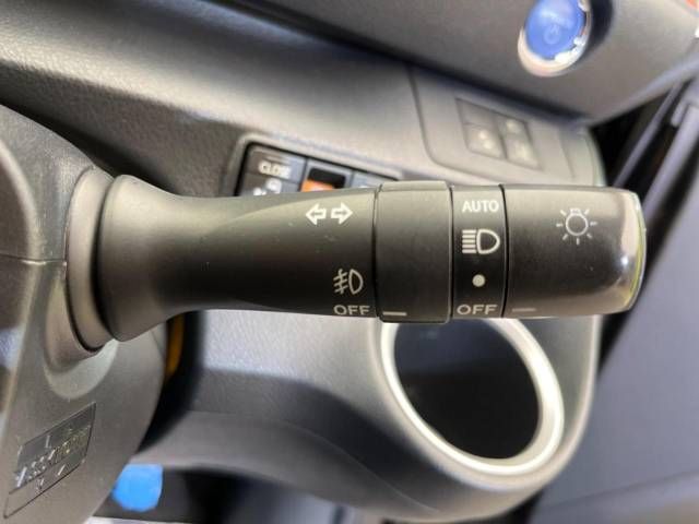 Toyota SIENTA 2018-02 14673-7