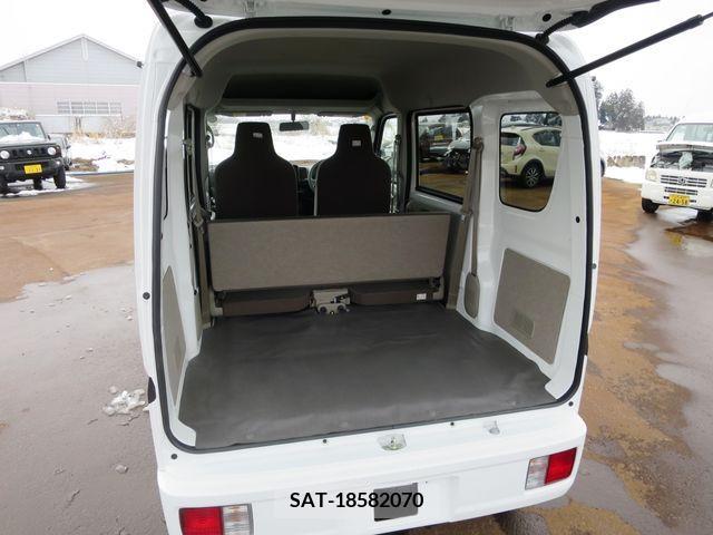 Suzuki EVERY 2023-06 301662-7