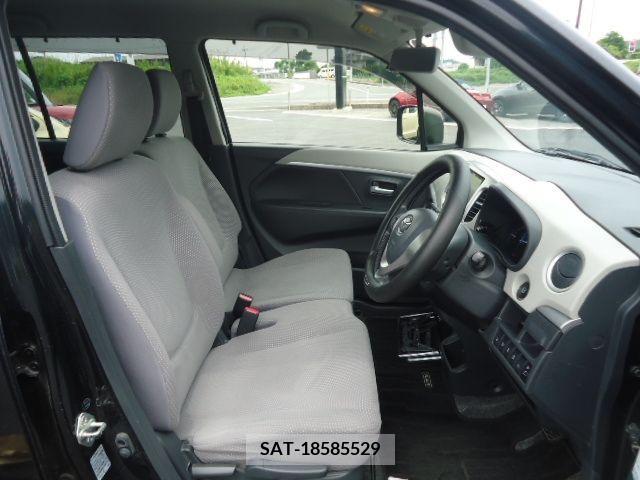 Mazda FLAIR 2015-08 388055-7