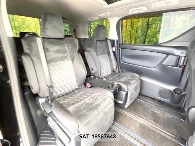 Toyota VELLFIRE 2018-11 235907-9