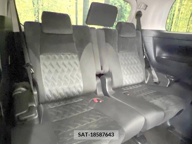 Toyota VELLFIRE 2018-11 235907-10