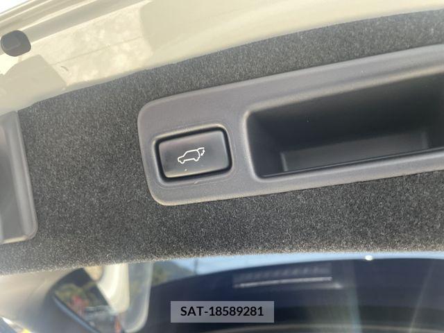 Toyota HARRIER 2018-06 271279-8