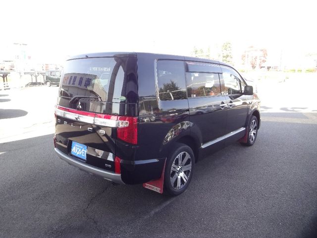 Mitsubishi DELICA D5 2019-06 180709-1