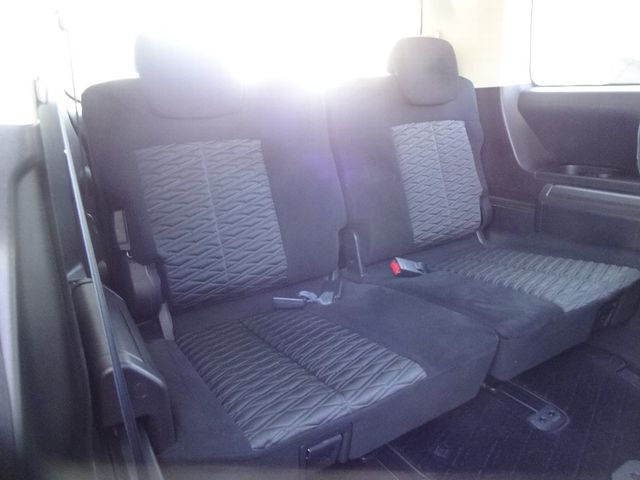 Mitsubishi DELICA D5 2019-06 180709-6