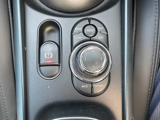 Bmw MINI 2023-05 27757-17