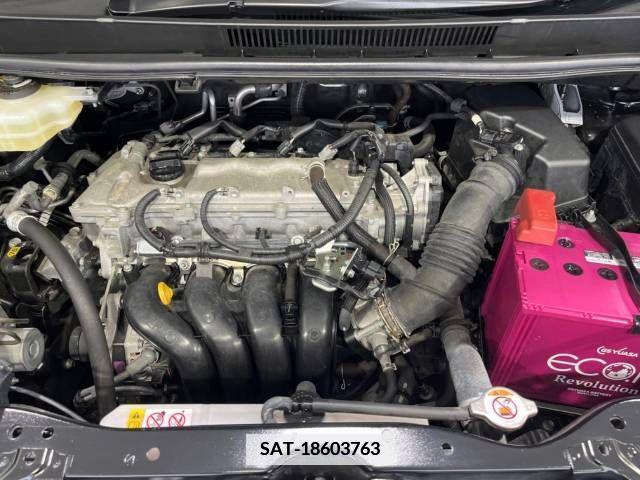 Toyota VOXY 2019-05 377069-18