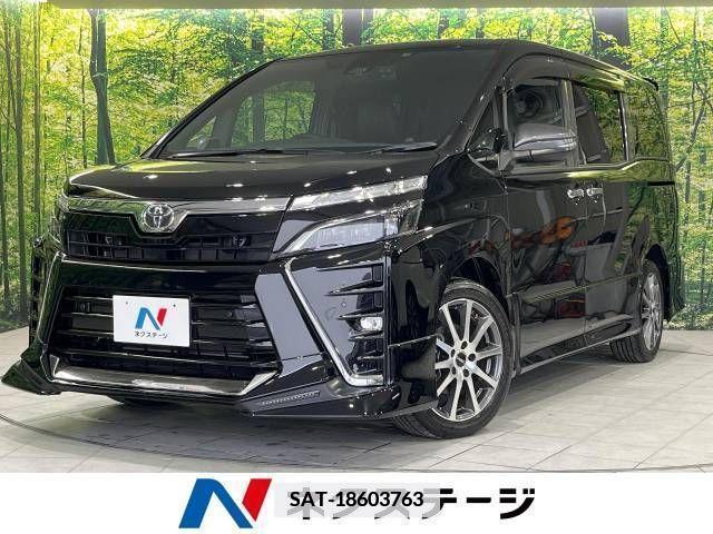 Toyota VOXY 2019-05 377069-0