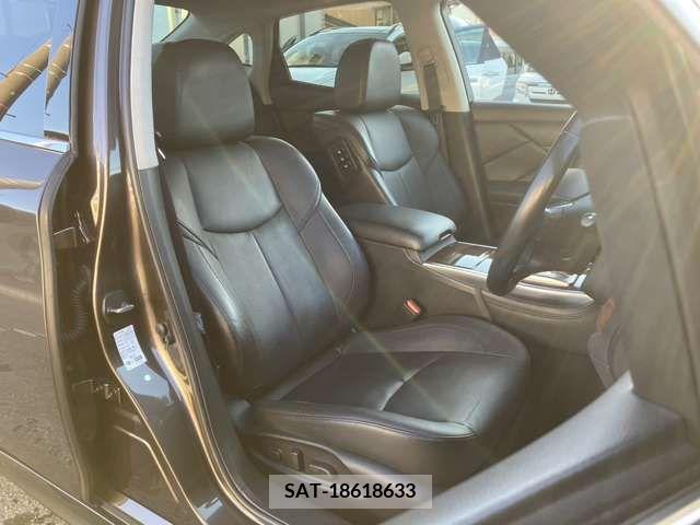 Nissan FUGA 2018-02 334247-11