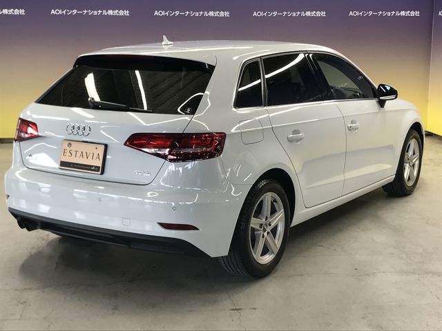 Audi A3 2018-09 7806-9