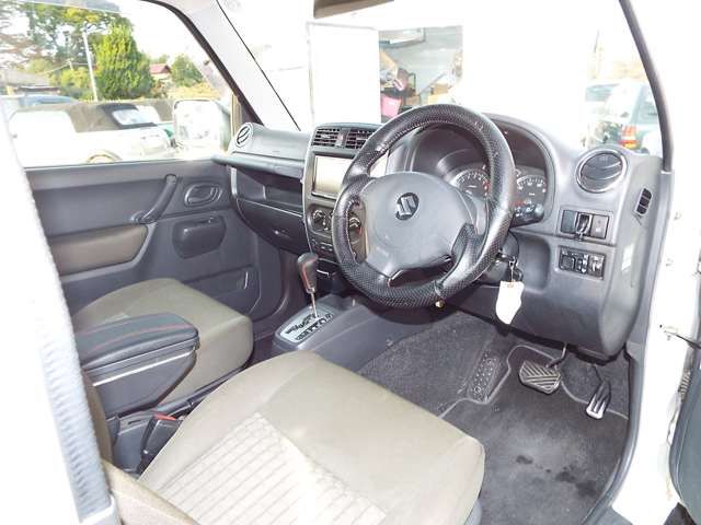 Suzuki JIMNY 2005-12 185560-4