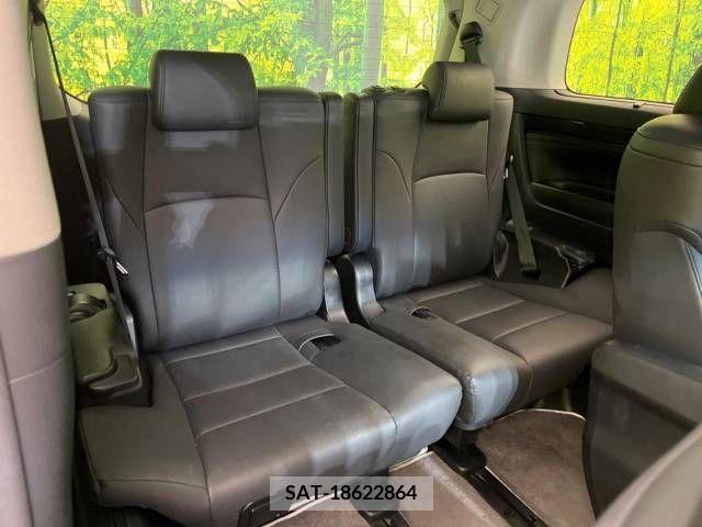 Toyota VELLFIRE 2020-11 238046-10