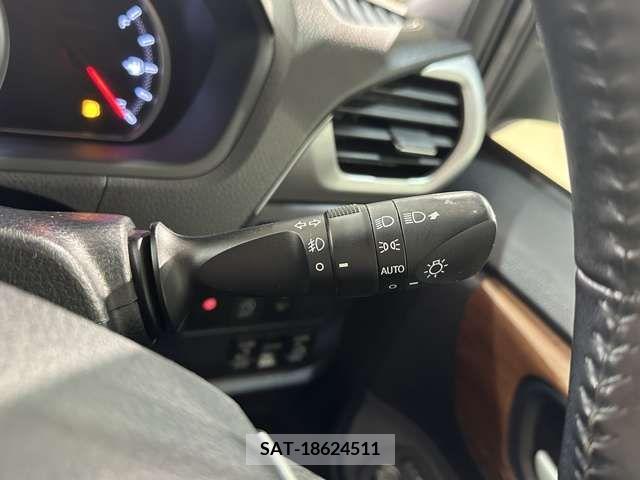 Toyota NOAH 2014-01 242989-15