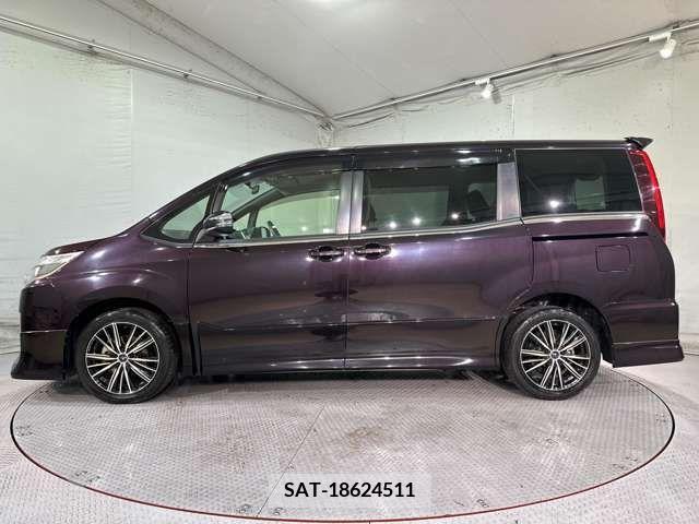 Toyota NOAH 2014-01 242989-11