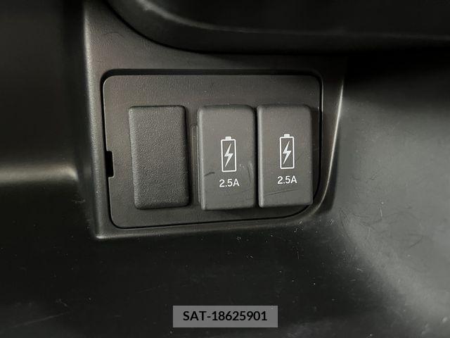Honda N BOX CUSTOM 2023-04 364798-20