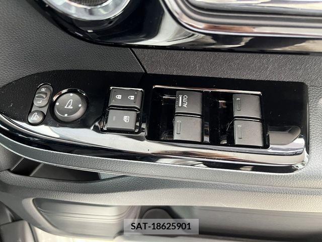 Honda N BOX CUSTOM 2023-04 364798-8