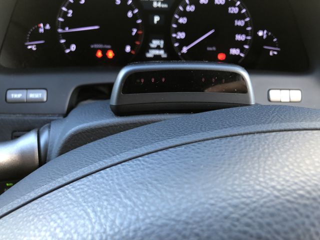 Lexus LS 2007-01 182648-6