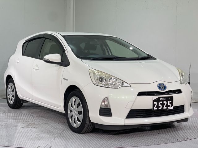 Toyota AQUA 2012-10 23599-0