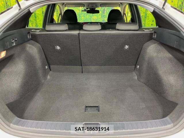 Toyota PRIUS 2021-10 393343-10