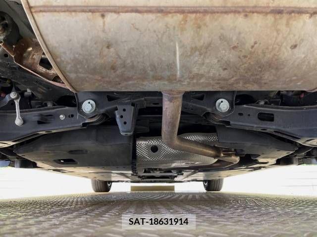 Toyota PRIUS 2021-10 393343-19