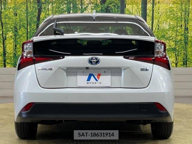 Toyota PRIUS 2021-10 393343-15