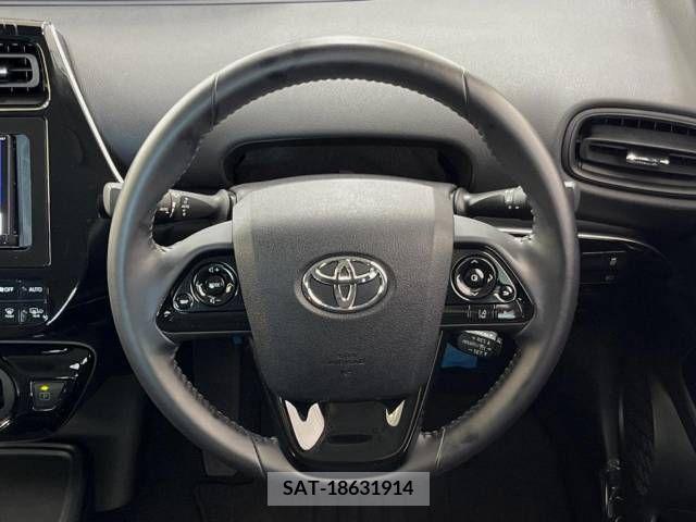 Toyota PRIUS 2021-10 393343-11