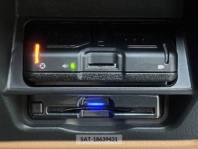 Mazda CX-60 2022-10 308675-4
