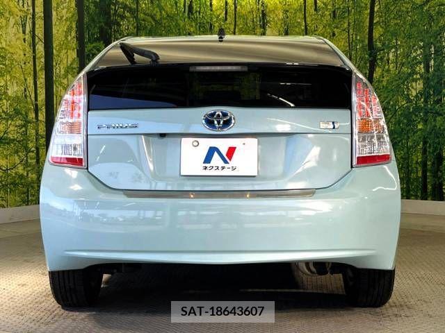 Toyota PRIUS 2010-03 366619-15
