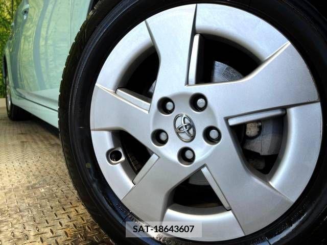 Toyota PRIUS 2010-03 366619-13