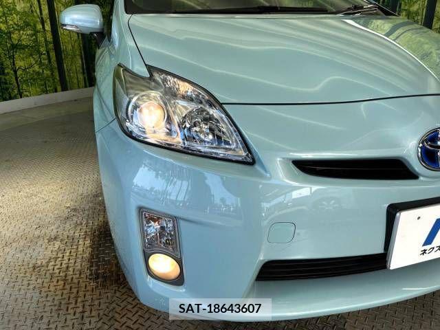 Toyota PRIUS 2010-03 366619-12