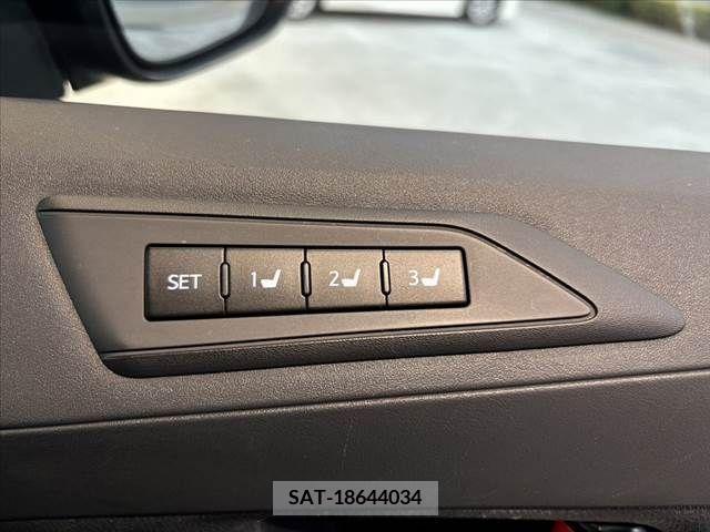 Toyota VELLFIRE 2016-10 369781-29
