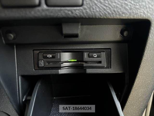 Toyota VELLFIRE 2016-10 369781-28