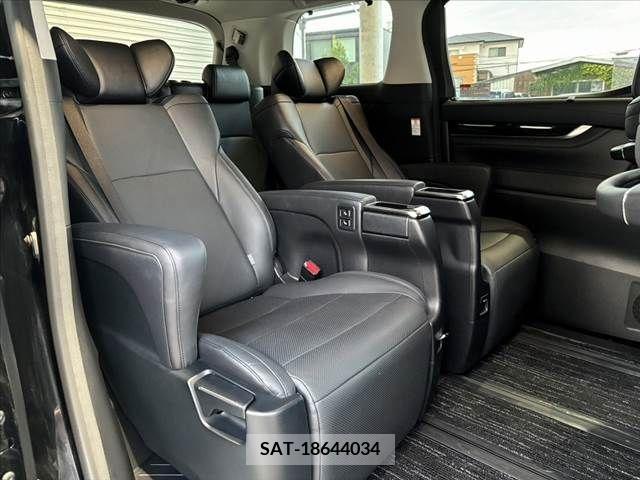 Toyota VELLFIRE 2016-10 369781-16