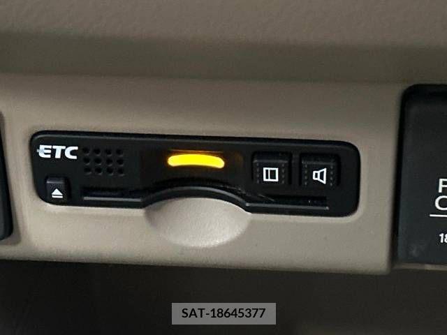 Honda N BOX 2017-06 278784-11