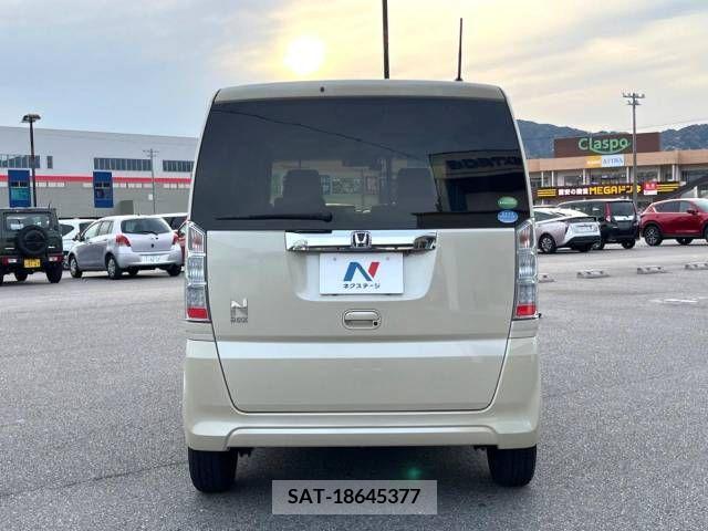 Honda N BOX 2017-06 278784-18