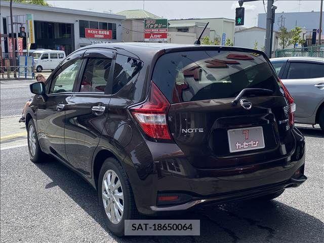 Nissan NOTE 2018-01 280140-8